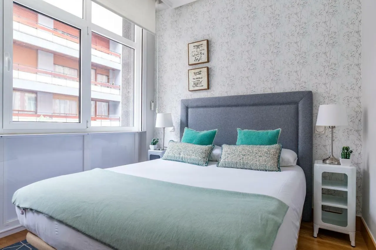 Apartment Art Gallery By Forever Rentals Bilbao Spain